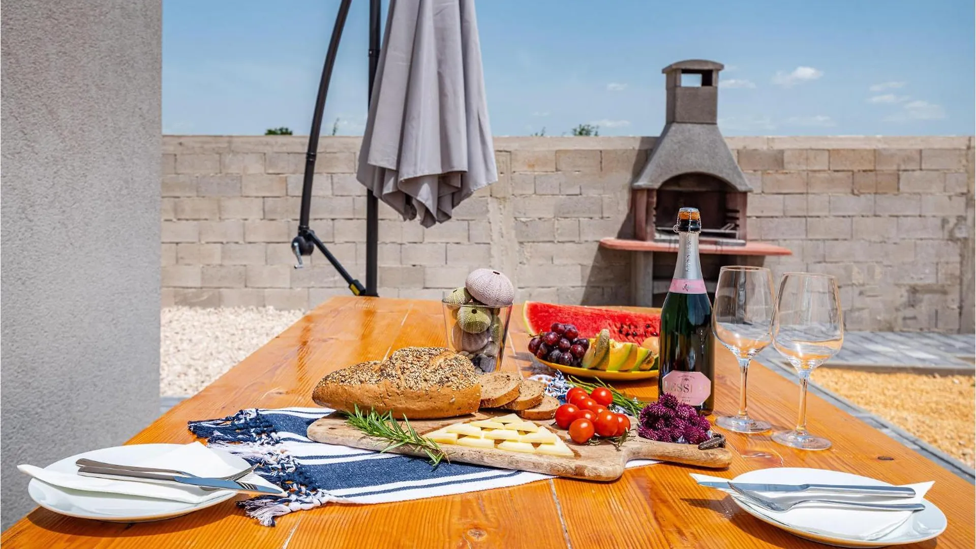4 Bedroom Cozy Home In Stankovci Stankovci  Holiday home