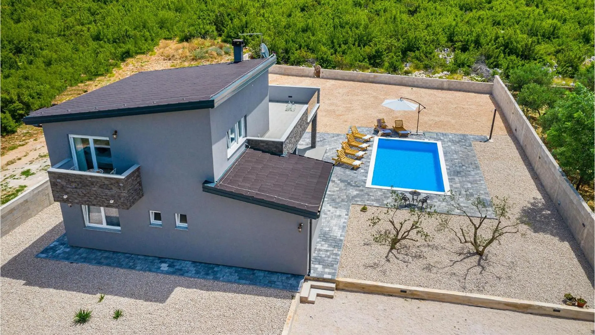 4 Bedroom Cozy Home In Stankovci Stankovci  Holiday home