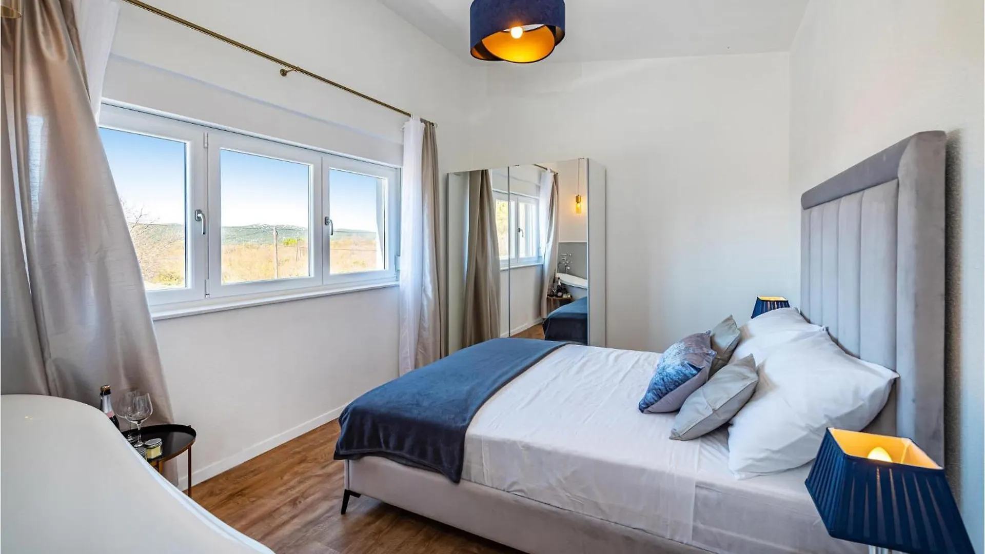 4 Bedroom Cozy Home In Stankovci Stankovci  0*, Stankovci (Zadar) Croatia
